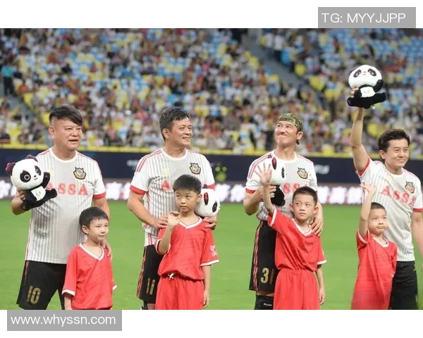 穿暗煞的足球明星背后的故事与荣耀揭秘